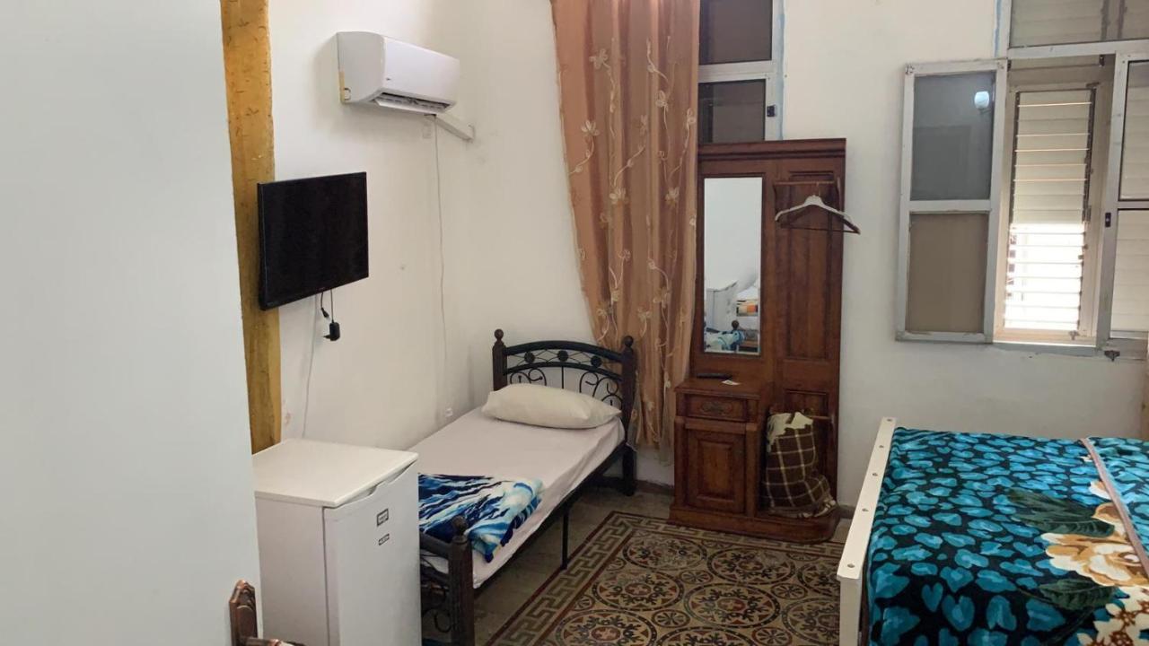 Akko Gate Hostel Exterior photo