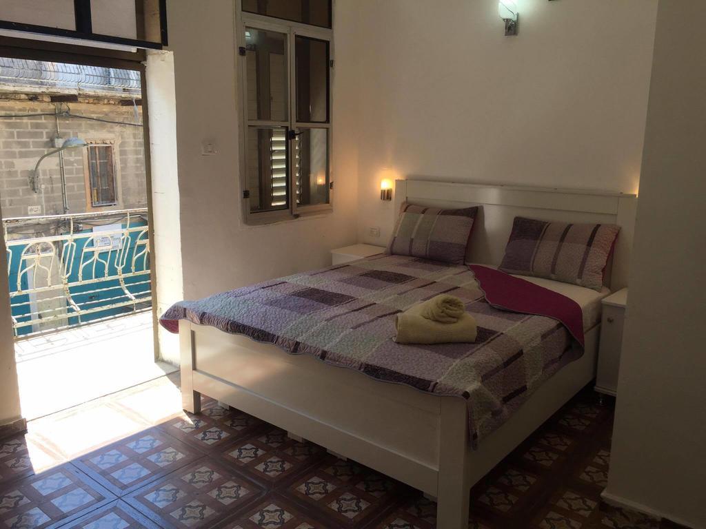 Akko Gate Hostel Exterior photo